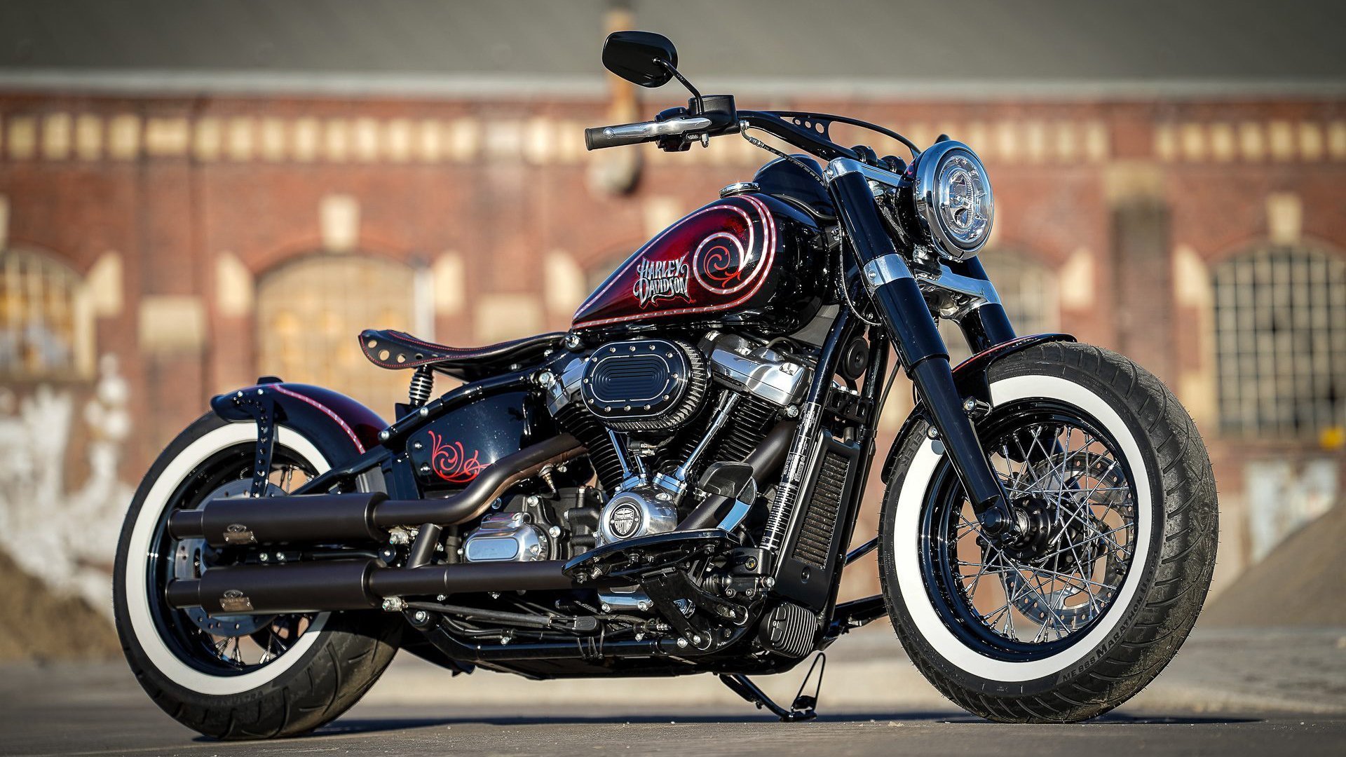 “年轻球员崭露头角获国家队青睐,期待新星闪耀”,足球国家队最年轻球员